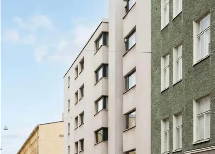 Apartment Peaceful Artsy